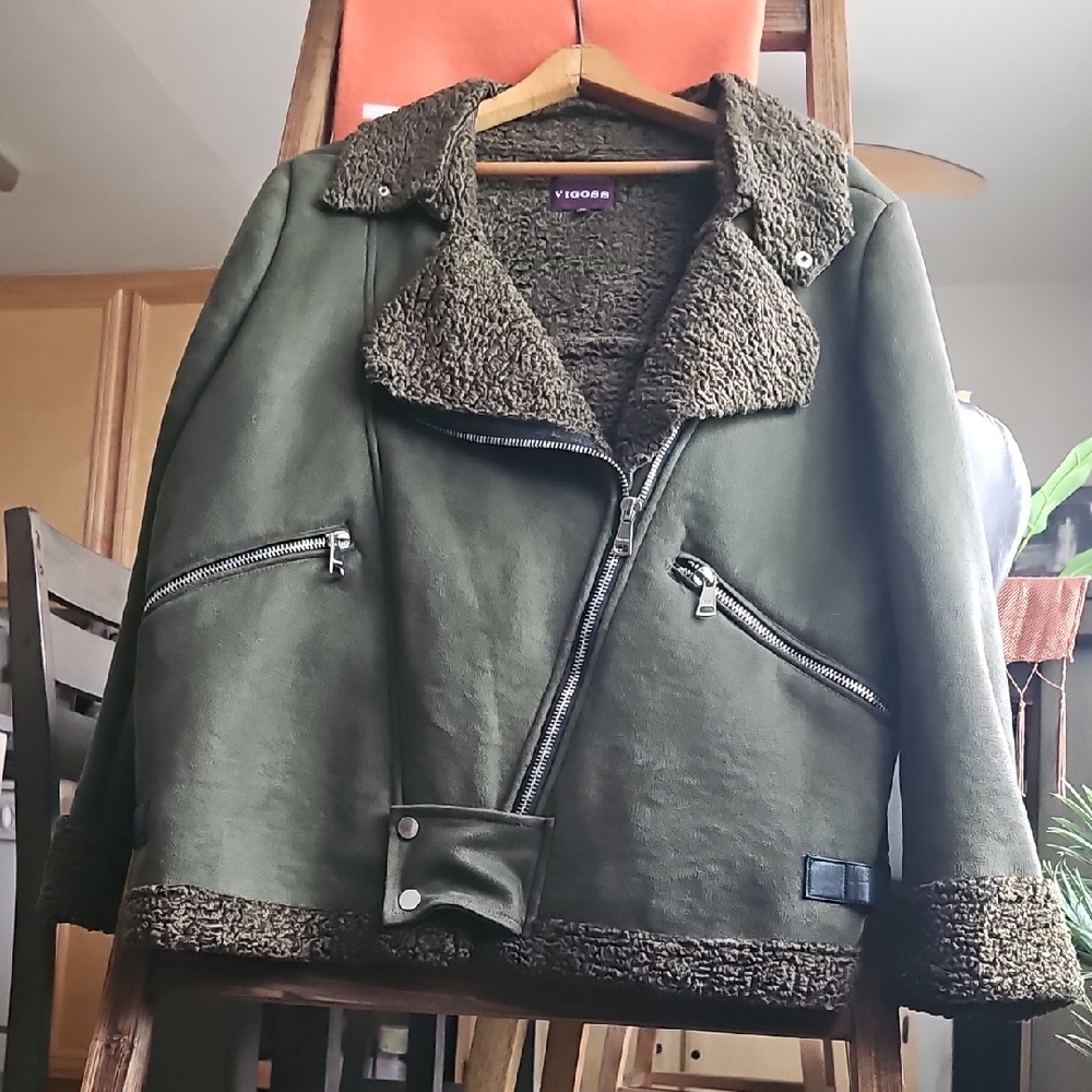 Vigoss Olive Teddy Jacket with Black Accents